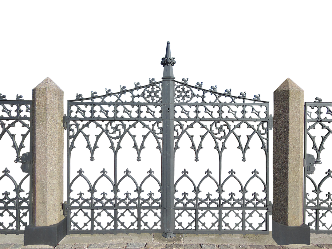 The Role of Wrought Iron in Antique Gate Hardware