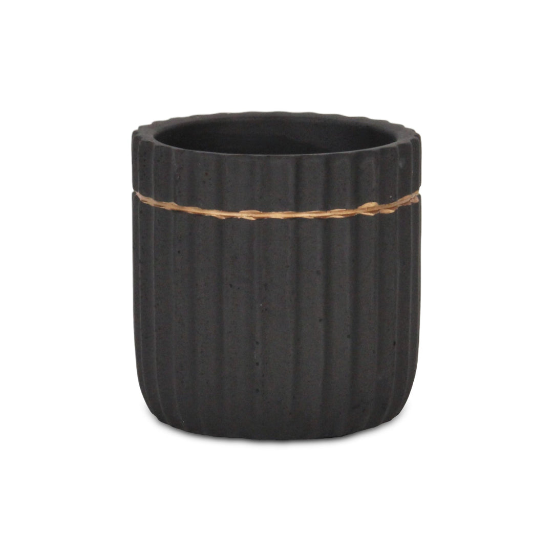 CHEUNGS Aurine Round Gold Trimmed Ridged Ceramic Pot - Small - Black