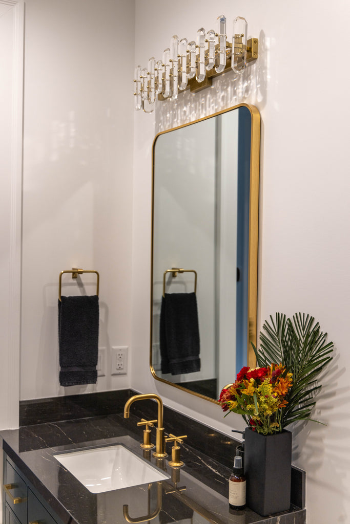 Crystorama Crystorama Bolton 3 Light Aged Brass Bathroom Vanity