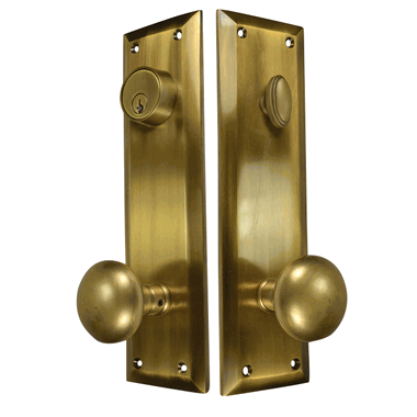 COPPER MOUNTAIN HARDWARE Quaker Style Deadbolt Entryway Set (Antique Brass Finish)